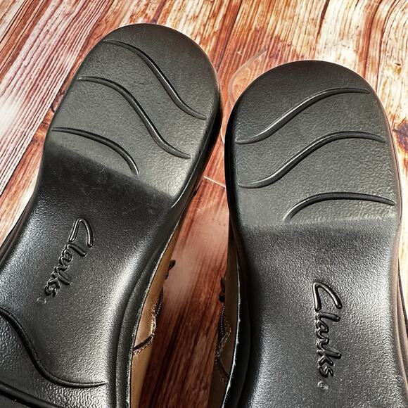 Clarks CHANNING ANN Women Size 9 Brown Leather Side Zip Wedge Heel Loafers Shoes - Picture 9 of 10